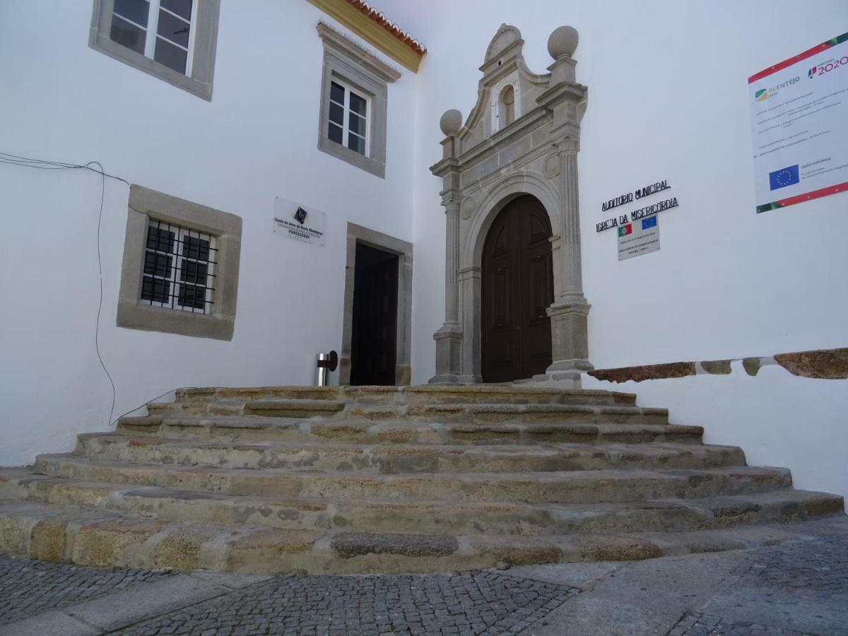 Casa Do Doutor Apartment Portalegre Luaran gambar