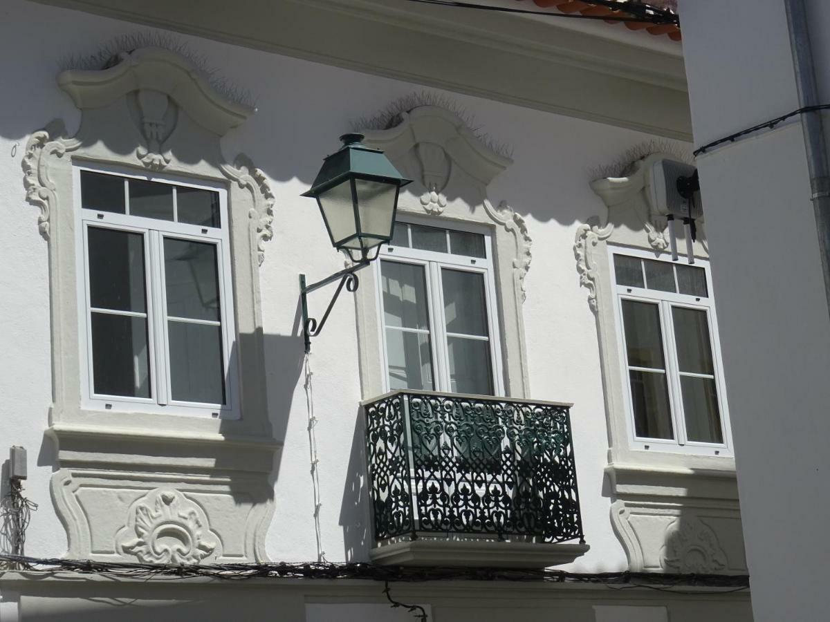 Casa Do Doutor Apartment Portalegre Luaran gambar